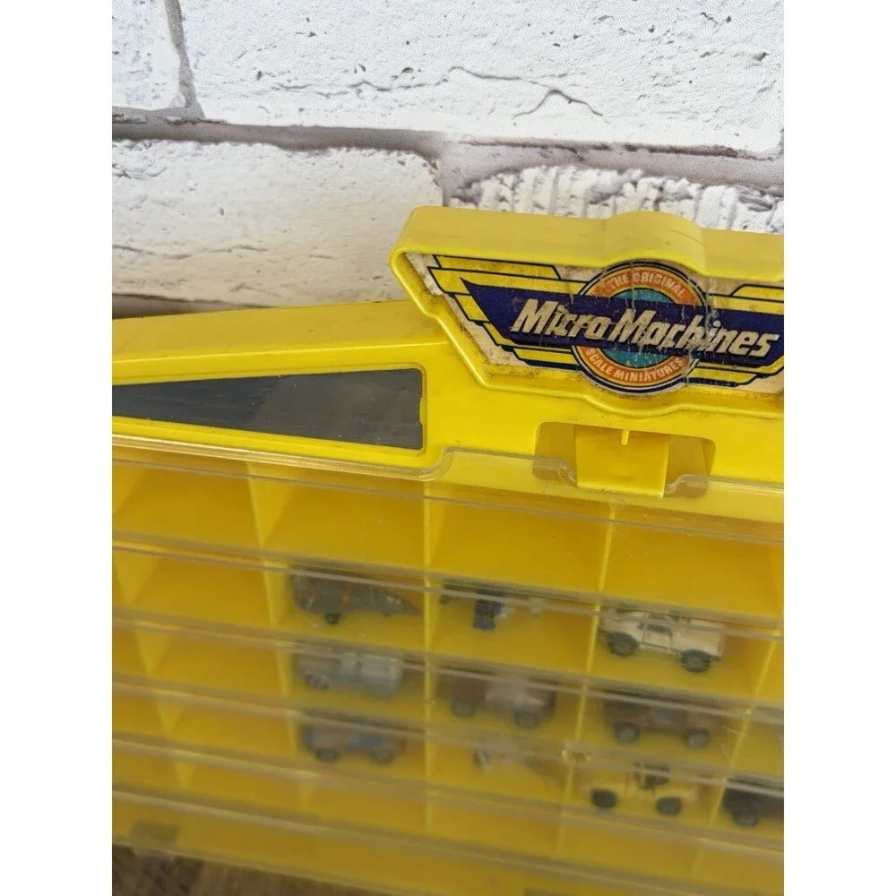 Vintage Micro Machines 1989 Yellow Carry Case Galoob + 11 Vehicles Cars/planes